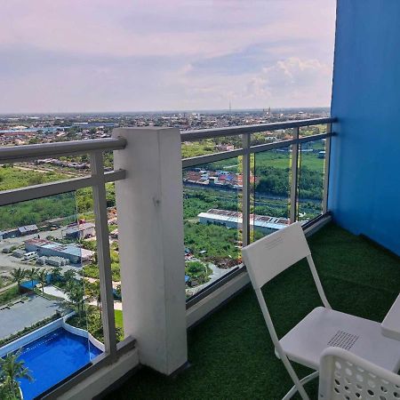 Big Balcony - Relaxing Condo In Pampanga Esterno foto